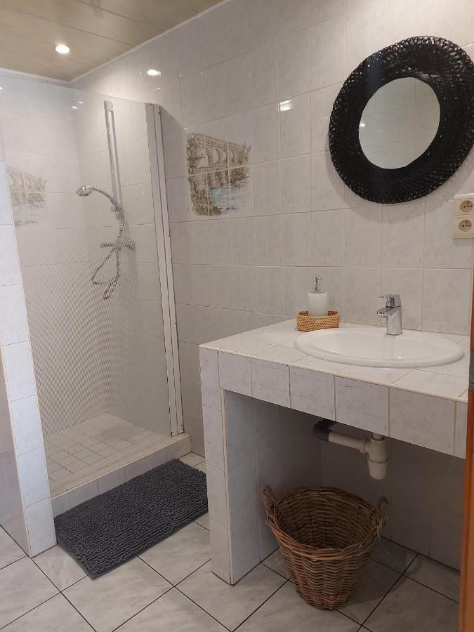 Appartement Rdc Plein Centre Avec Terrasse วิเซ ภายนอก รูปภาพ