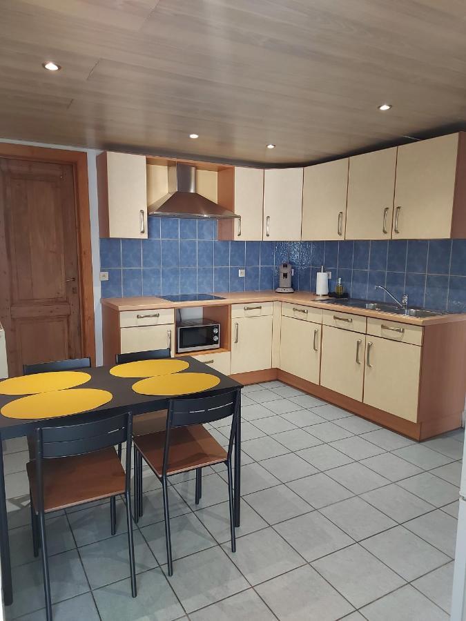 Appartement Rdc Plein Centre Avec Terrasse วิเซ ภายนอก รูปภาพ